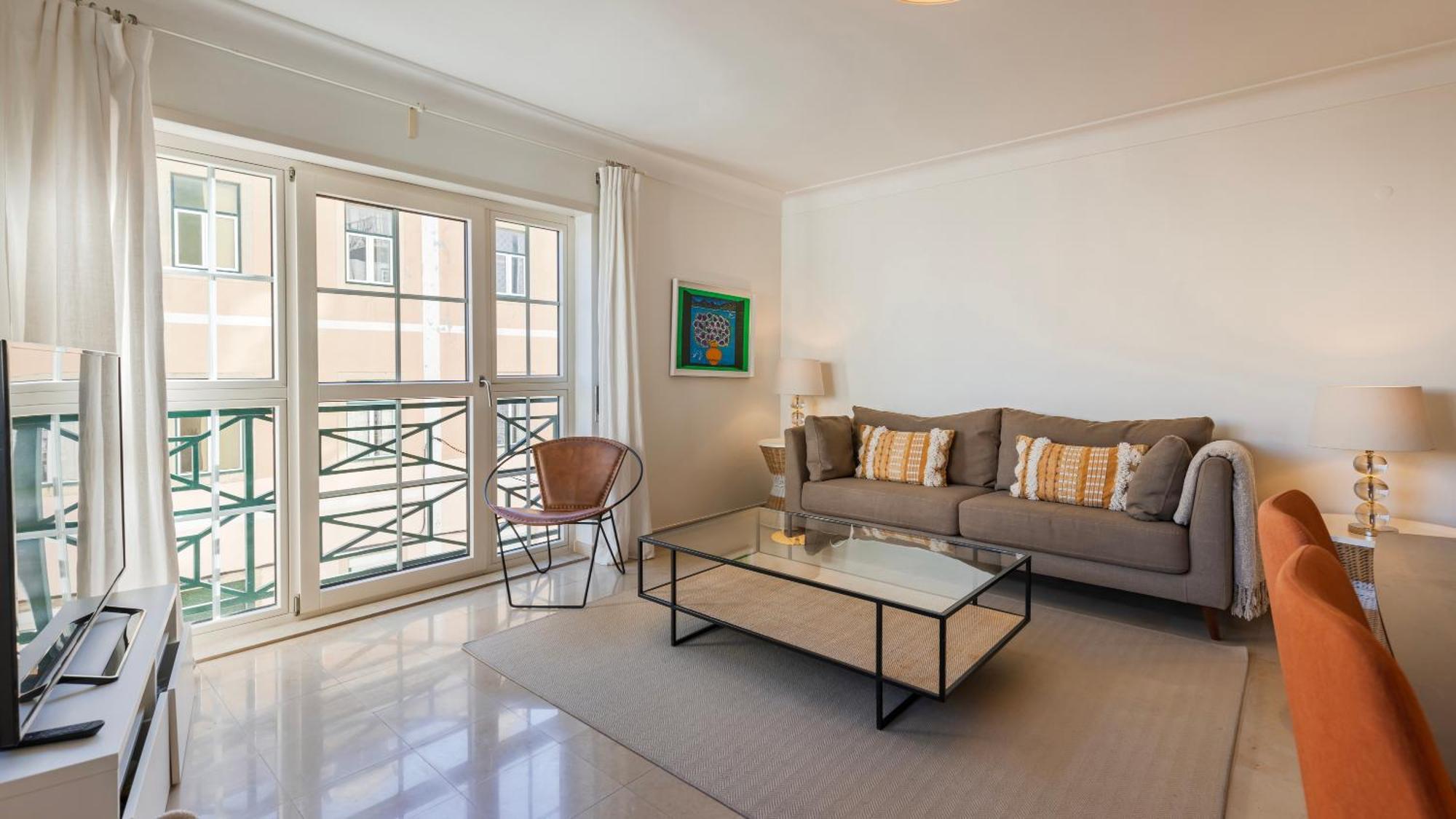 Stylish Apartment With Parking By Lovelystay Lissabon Exterior foto